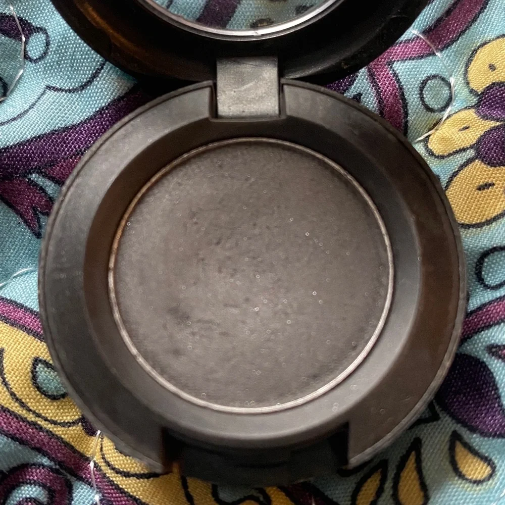 MAC Cosmetics mac eyeshadow